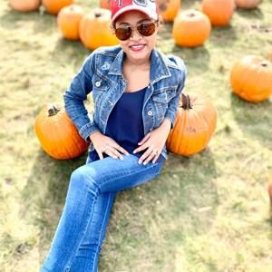 Meet your Posher, Devi